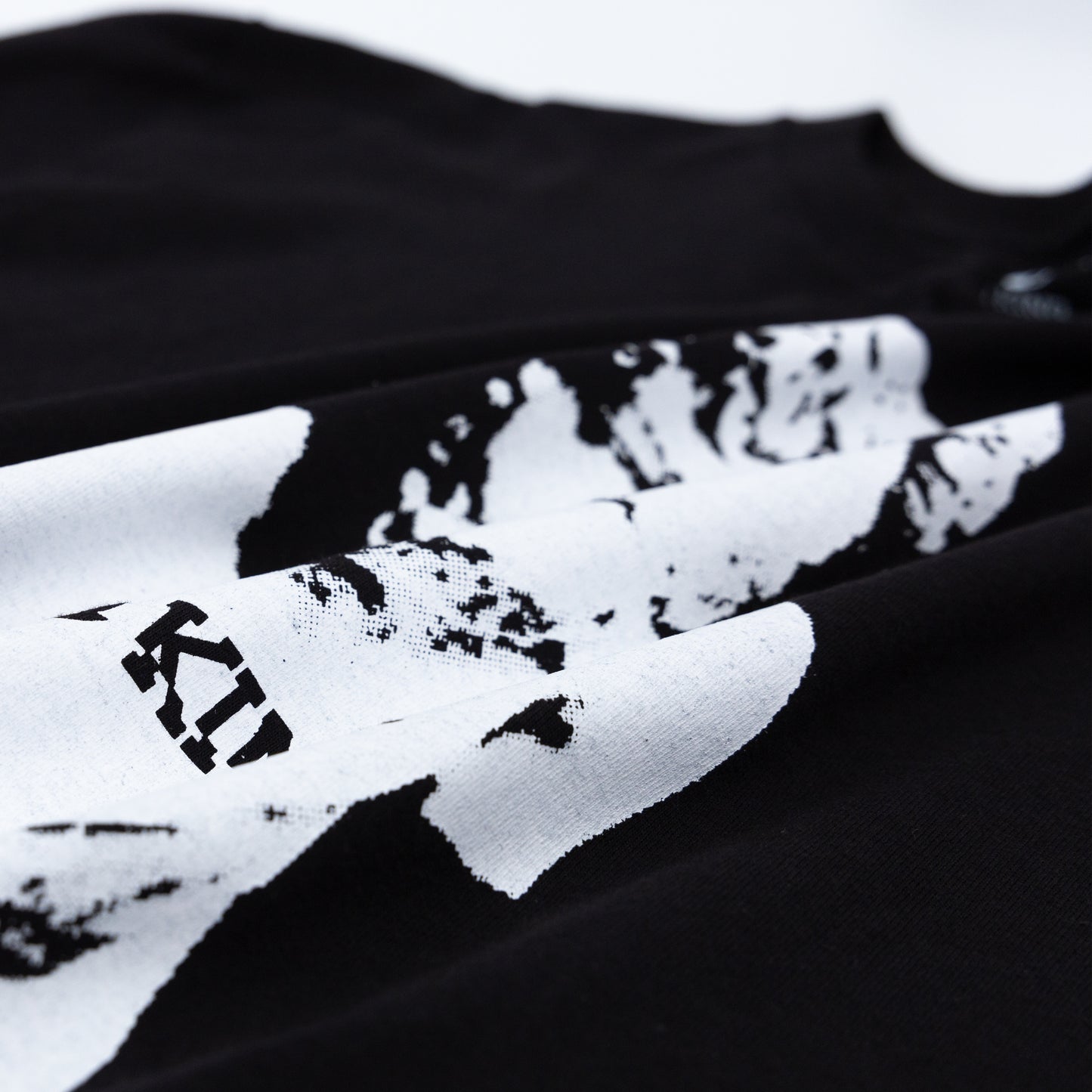 [COTTON USA] NO KIND. of TEE : Aesop's Fables - Black