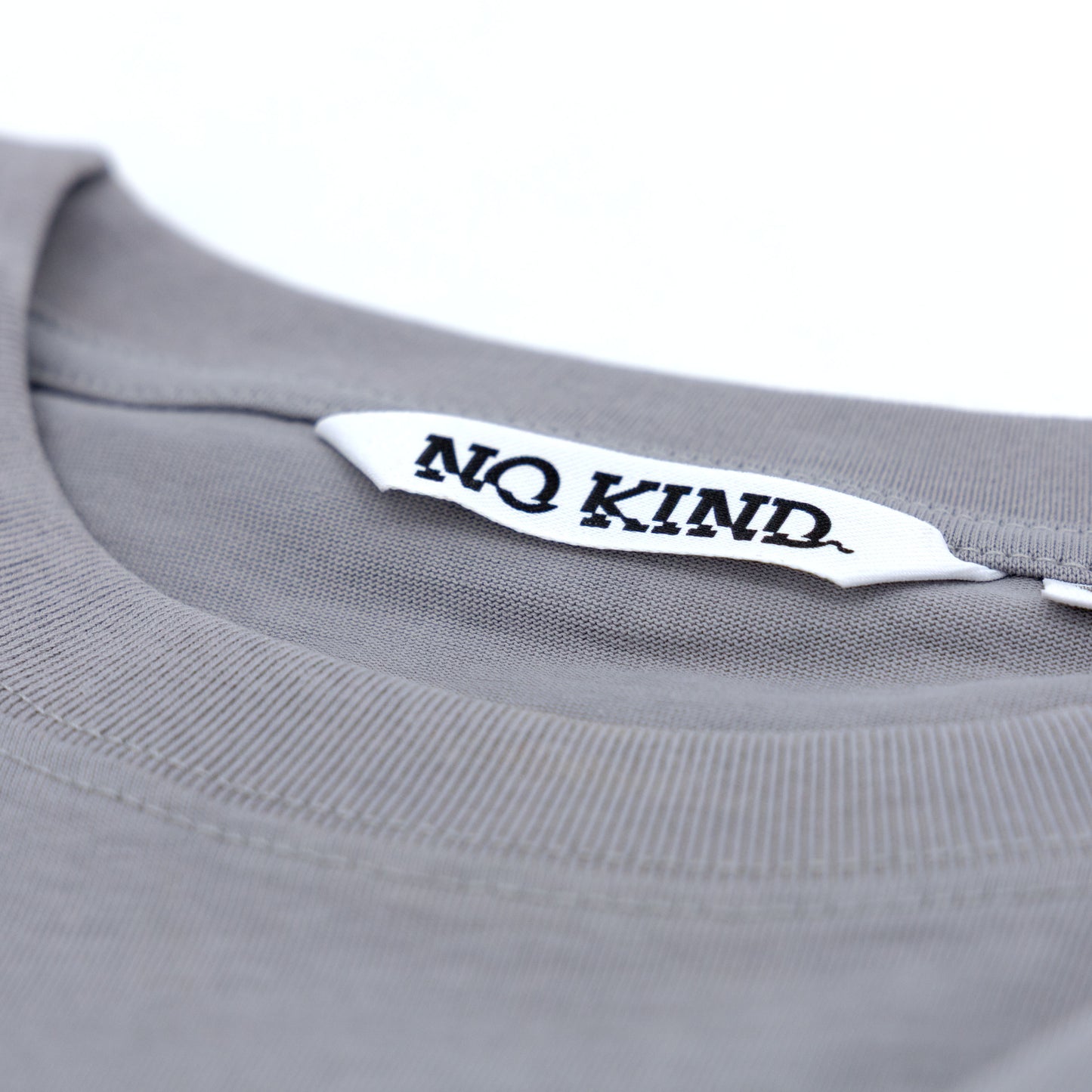 NO KIND PULPY BONES - Apple Ring TEE