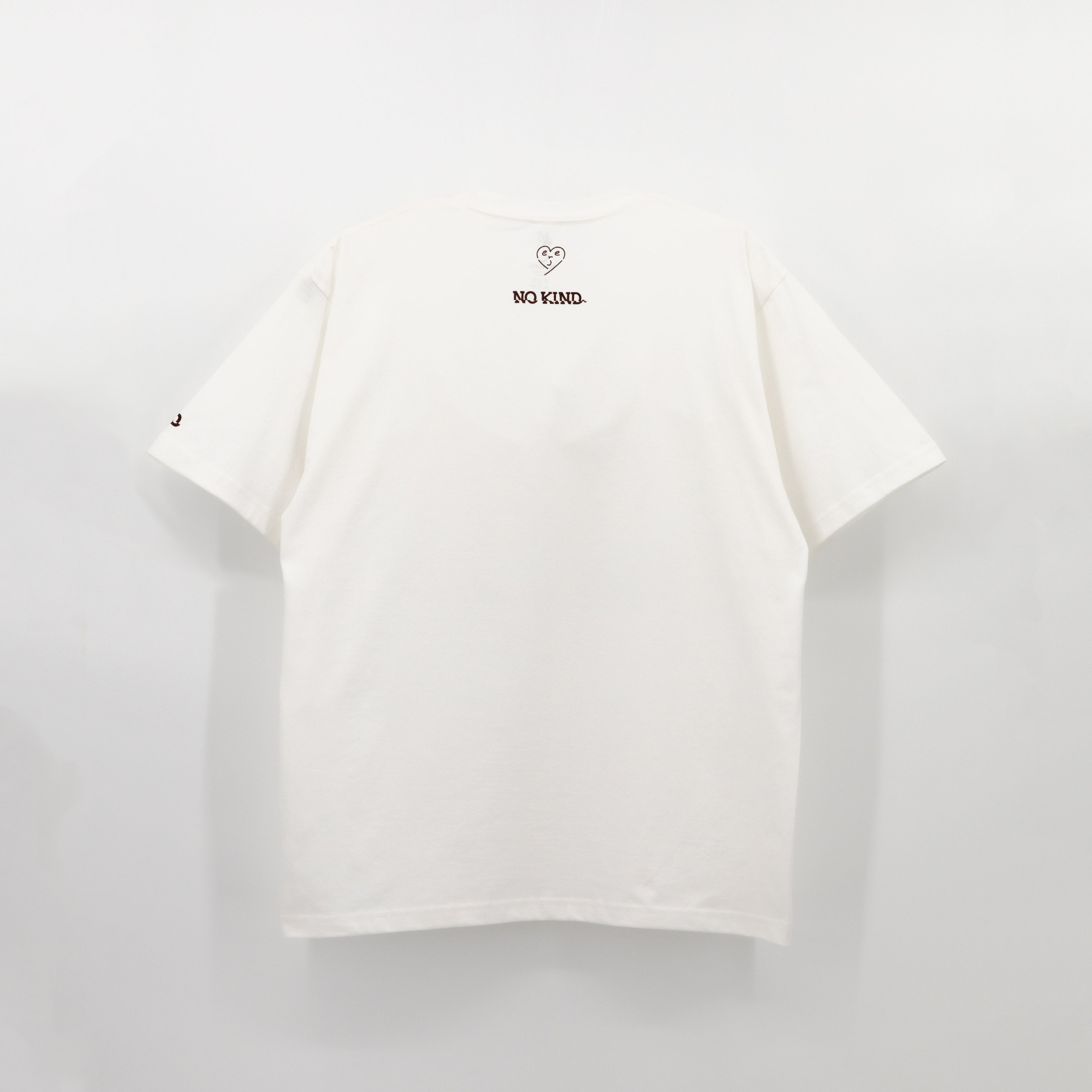 NO KIND. of TEE : b for Banana - White