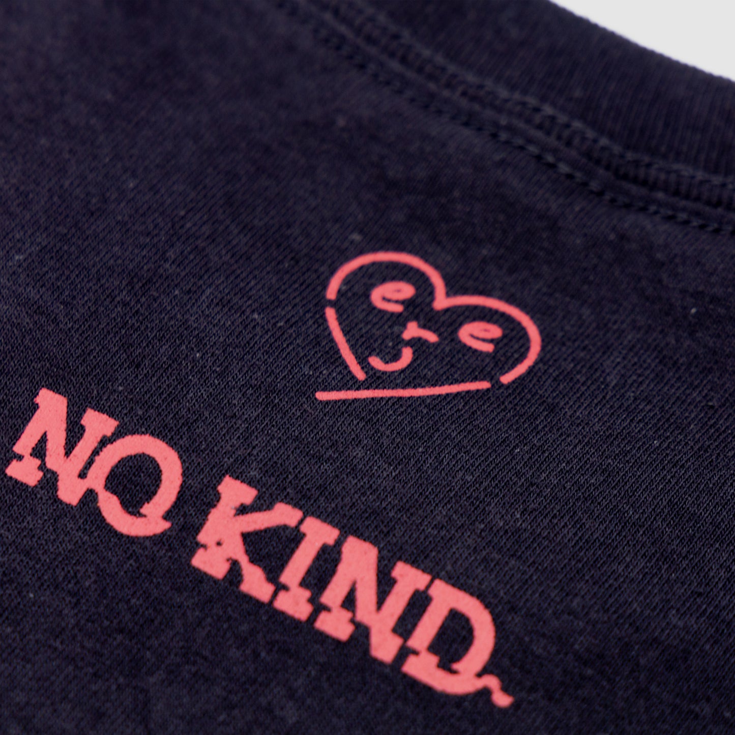 [COTTON USA] NO KIND. of TEE : c for CHERRY - Black